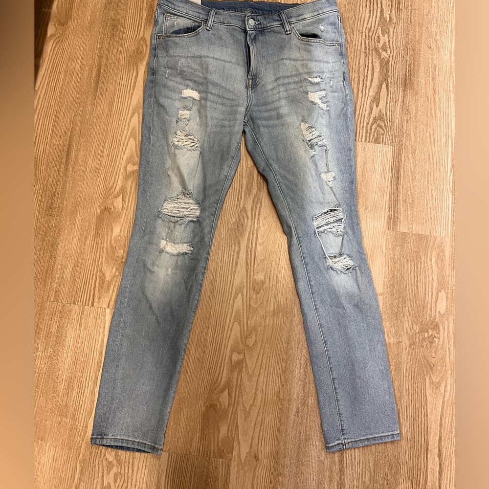 Men light wash H&M SKINNY JEANS SIZE 38/32